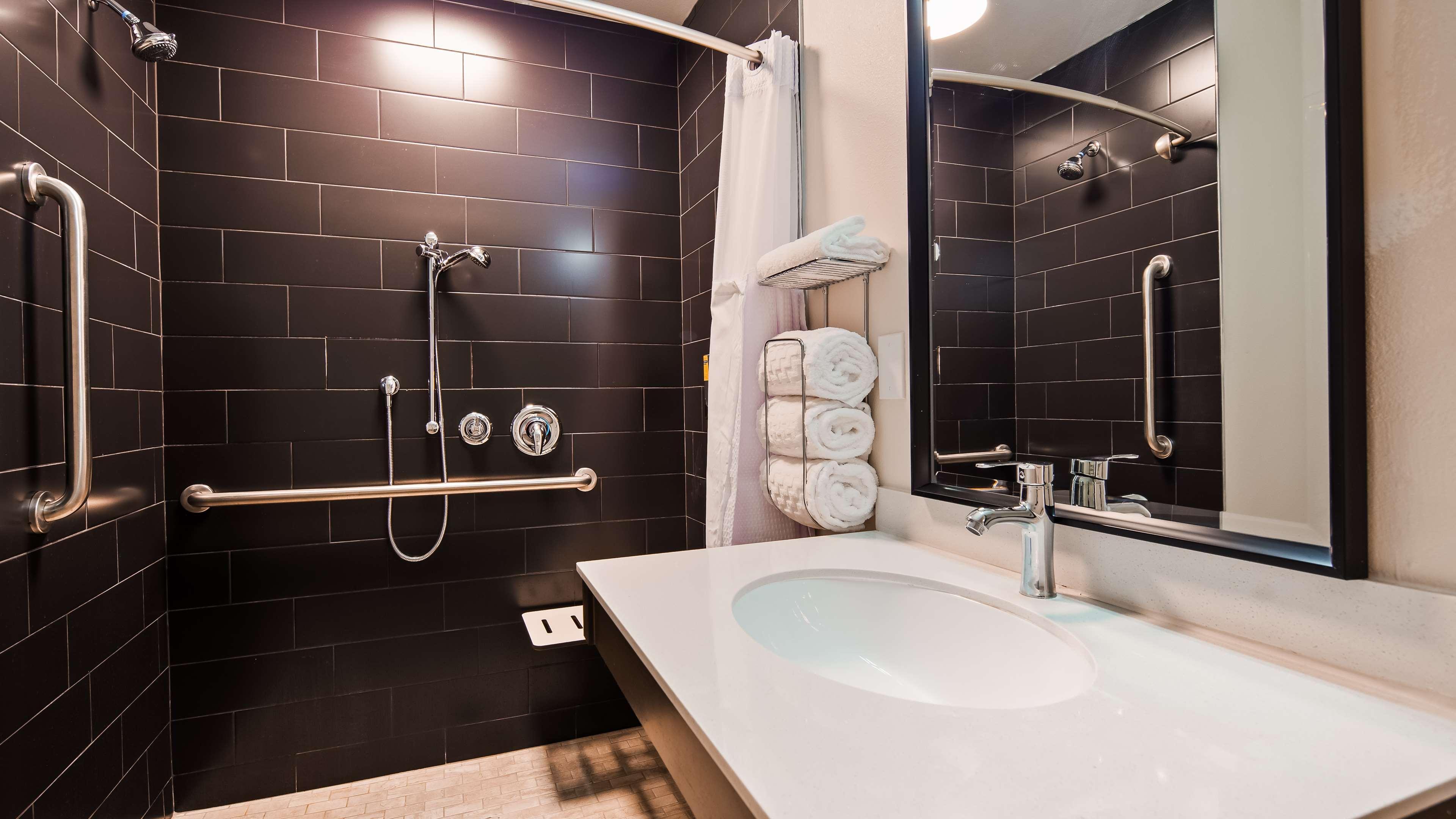 Best Western Plus New Barstow Inn & Suites Exterior foto
